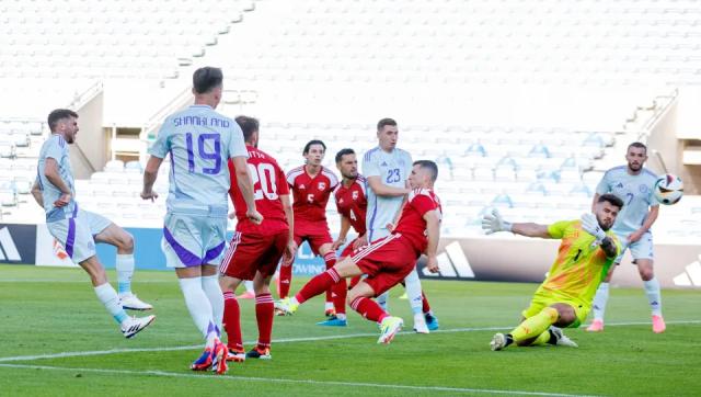 HuaTiHui-【解码苏格兰】前锋负责防守，中场负责进球